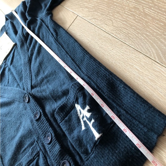 Abercrombie & Fitch Y2K Logo Pocket Light Cardigan in Navy Size S - Picture 11 of 11